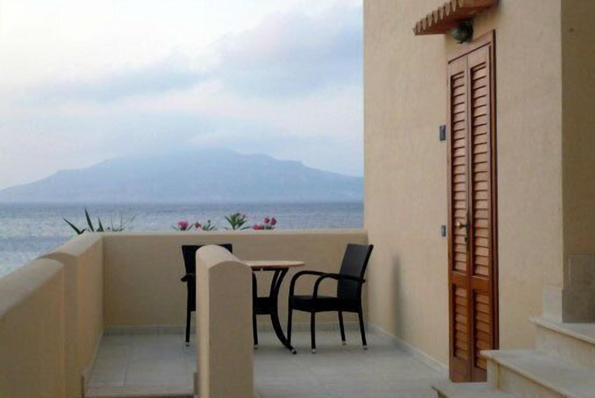 Tempo Di Mare Hotel Favignana Exterior photo