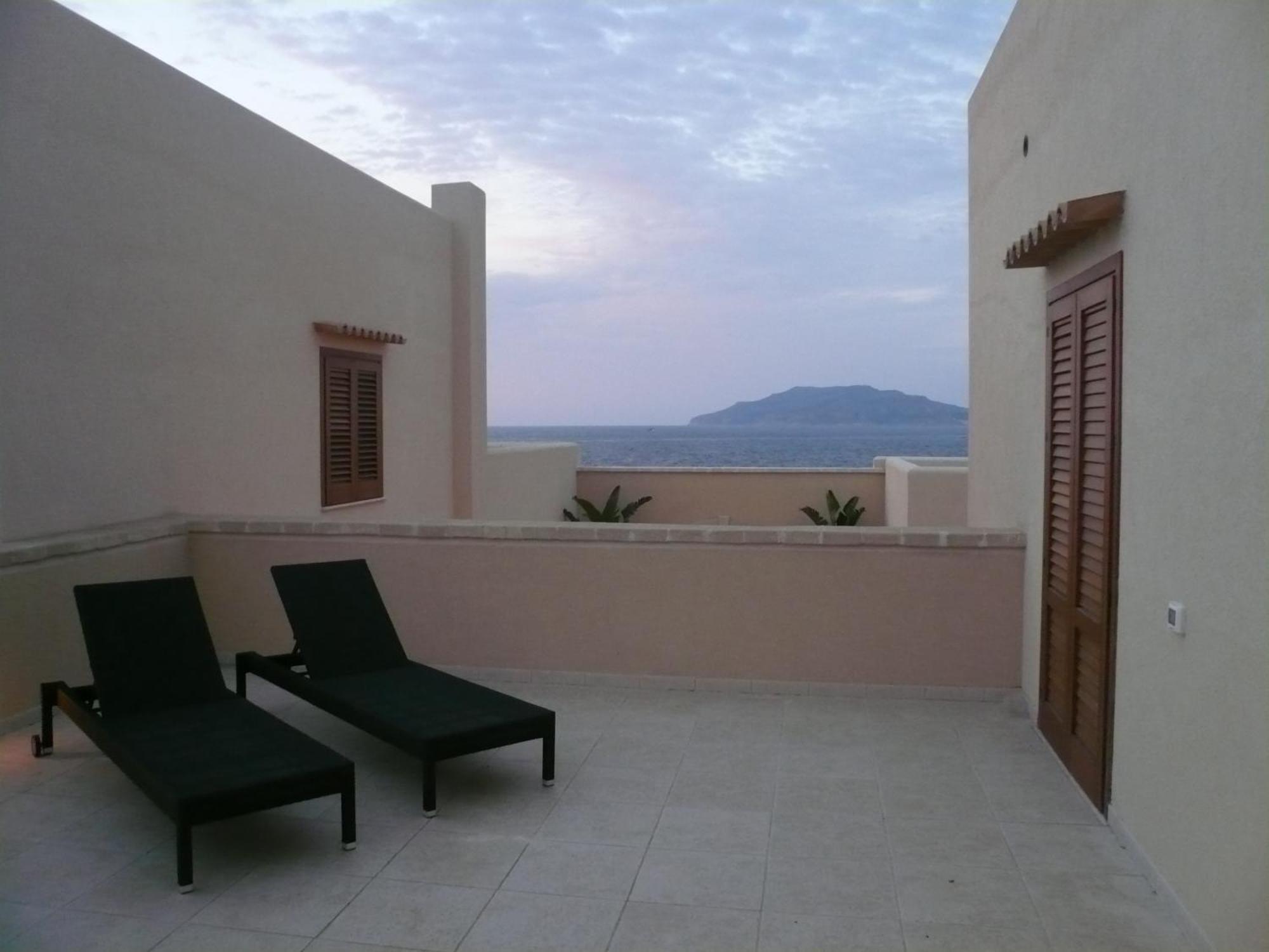 Tempo Di Mare Hotel Favignana Exterior photo